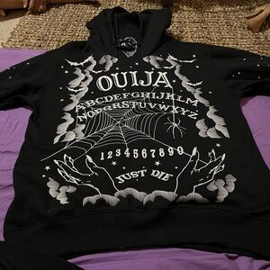 Dollskill Sweatshirt XL limited sweatshirt came out towards Halloween time